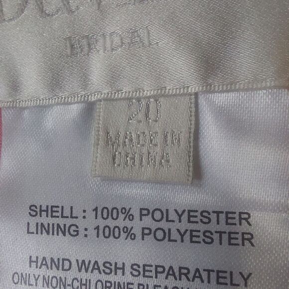 David's Bridal Pink Strapless Sweetheart Gown - Picture 11 of 13